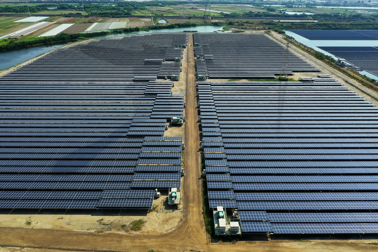 寶島陽光嘉義鹽灘地電廠